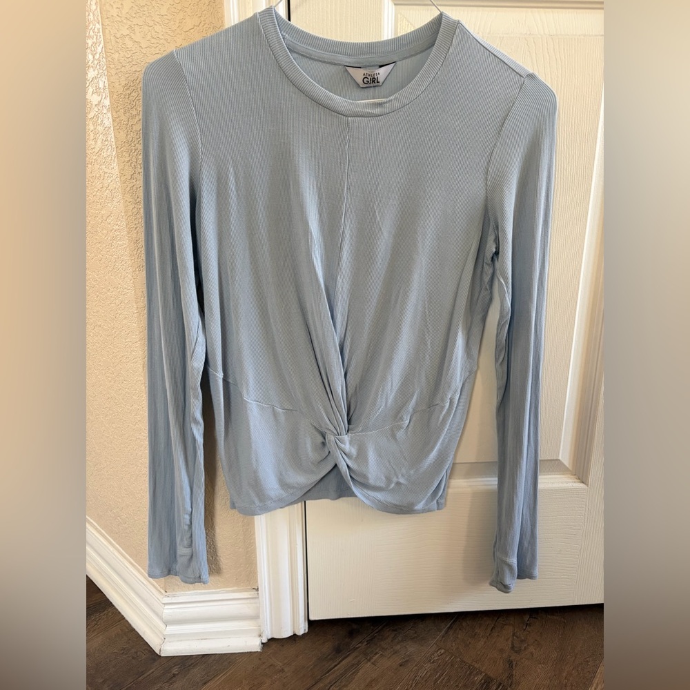 Athleta Kids Light Blue Twist Front Long Sleeve Tee